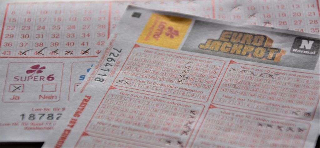 Wie man die Gewinnchancen im Lotto berechnet